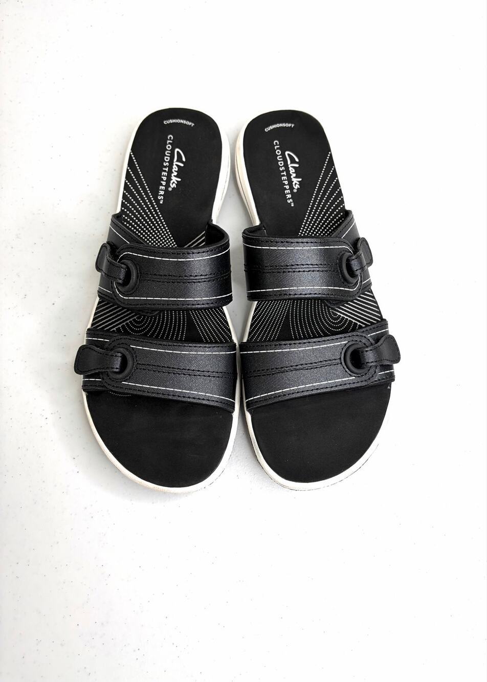 Clarks Cloudsteppers Breeze Piper Sandals US 8/EU 39 Adj Straps Comfort Beach